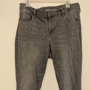 Gray Washed Mid-rise Old Navy Rockstar jeans